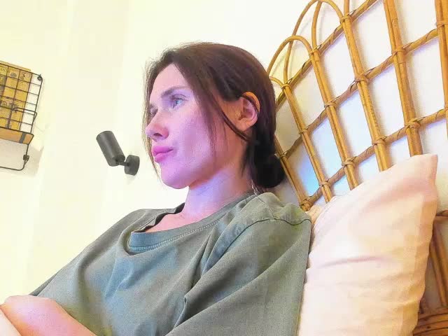 ZoiKissy Live Sex April 3, 2026