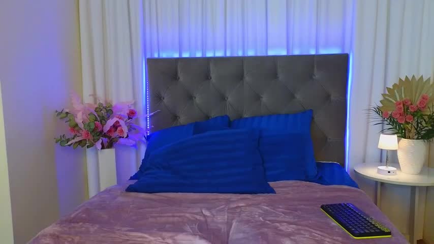 Ariana_Petite Live Sex April 3, 2026