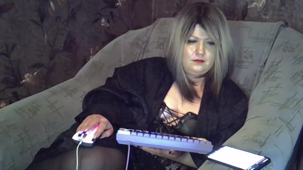 SanLuna Live Sex April 3, 2026