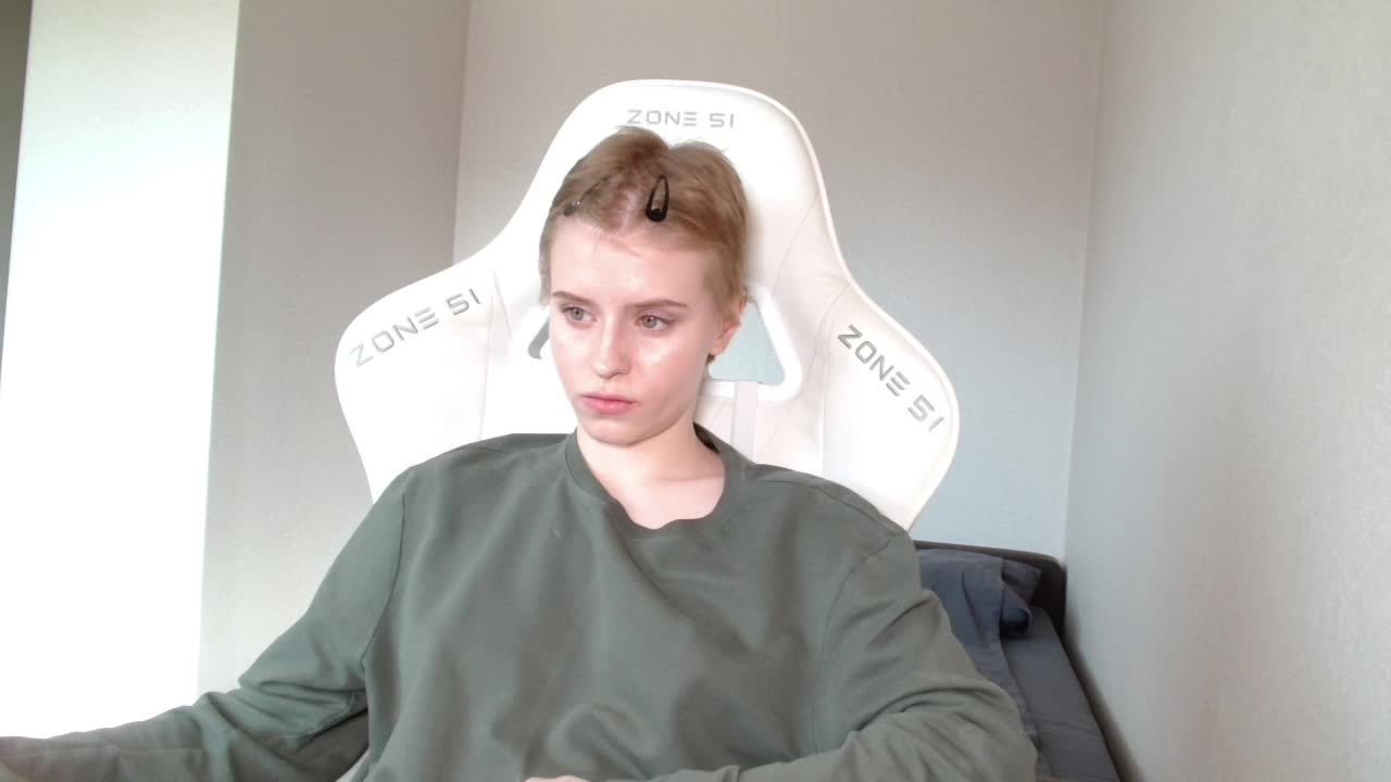 Helga_Pataki Live Sex April 3, 2026