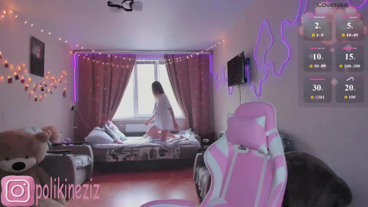 Polikinesis Live Sex April 3, 2026