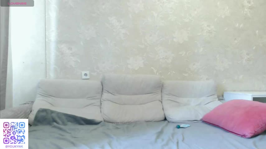 adell_berry Live Sex April 3, 2026