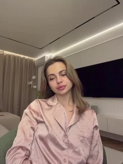 Nataliecroys Live Sex April 3, 2026