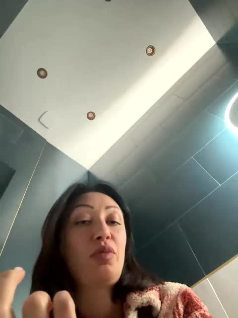 Sexy3couple Live Sex April 3, 2026