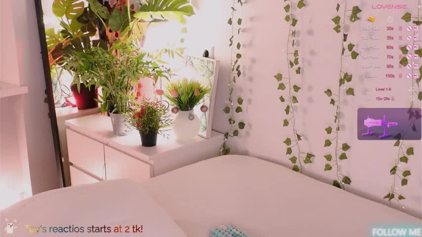 CarlyMilton Live Sex April 3, 2026