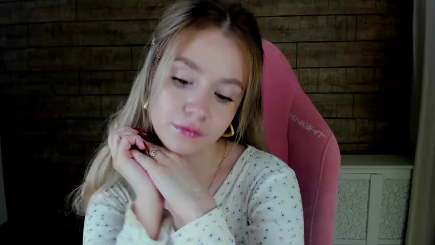 milanabalmain Live Sex April 3, 2026