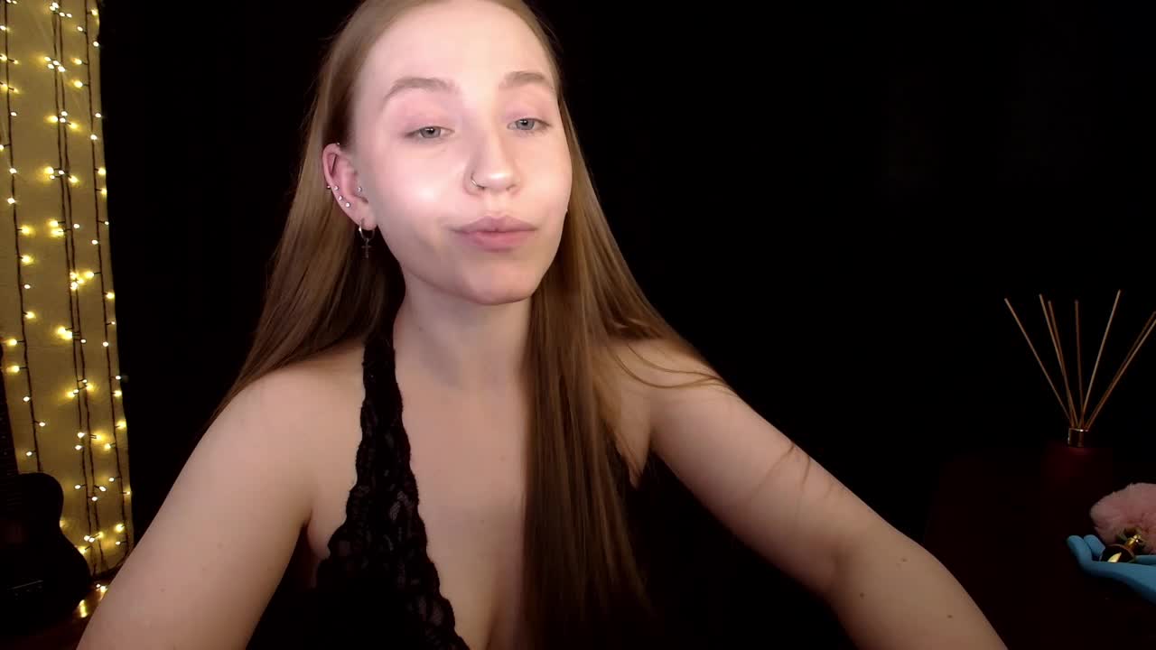 SindiWatson Live Sex April 3, 2026
