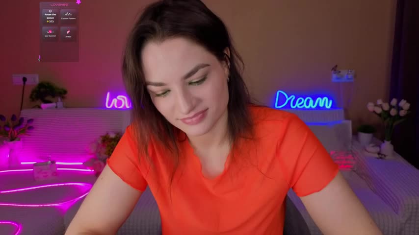 Camilla__one__ Live Sex April 3, 2026