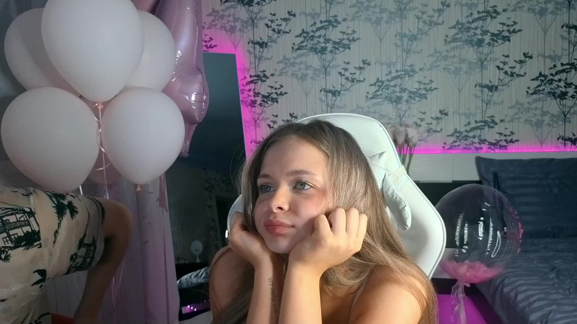 Cornflakes Live Sex April 3, 2026