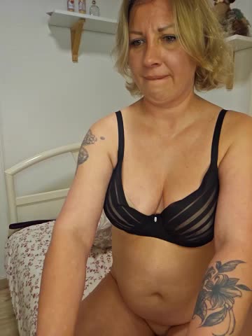 zarina3003 Live Sex April 4, 2026