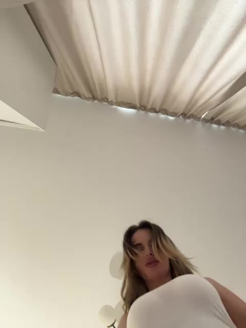 LedyMiya Live Sex April 4, 2026