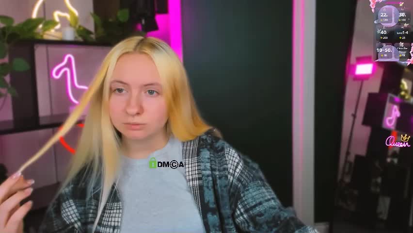 mila_glow Live Sex April 4, 2026