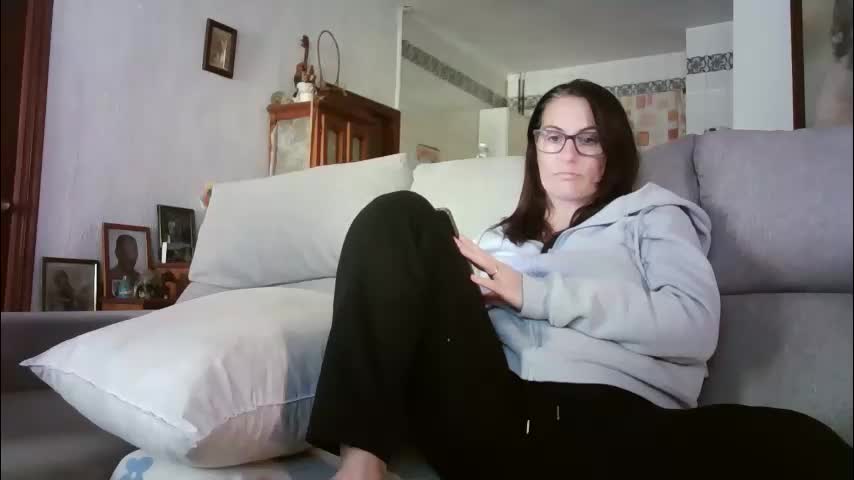 lolahueso Live Sex April 4, 2026