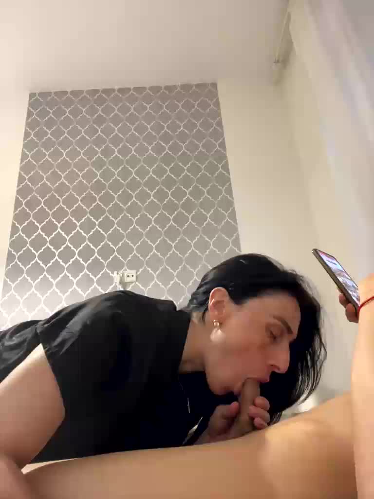 AmorFatiaa Live Sex April 4, 2026