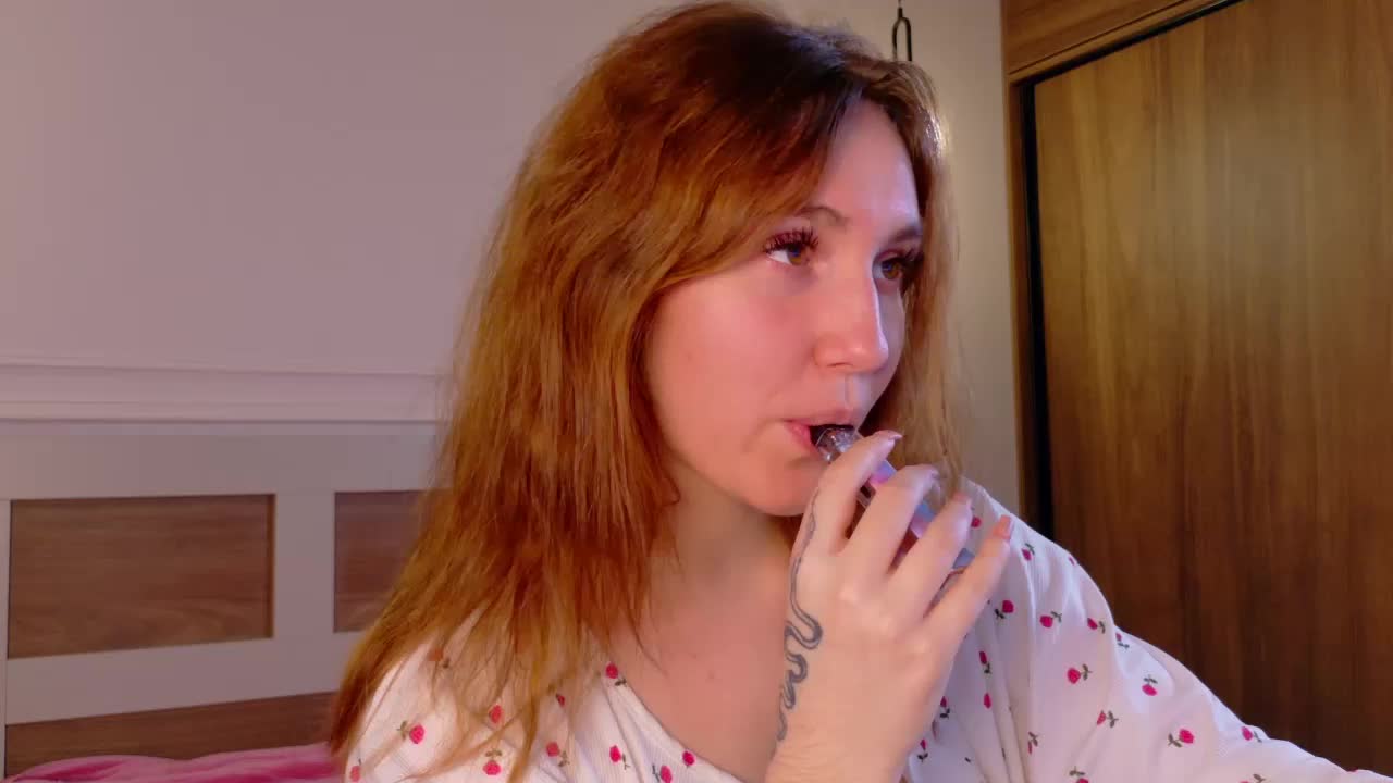 LunaXBaddie Live Sex April 4, 2026
