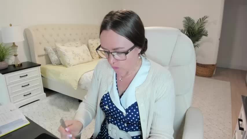 Vika73 Live Sex April 4, 2026