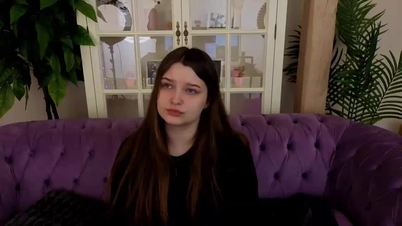 MagikPeachh Live Sex April 4, 2026