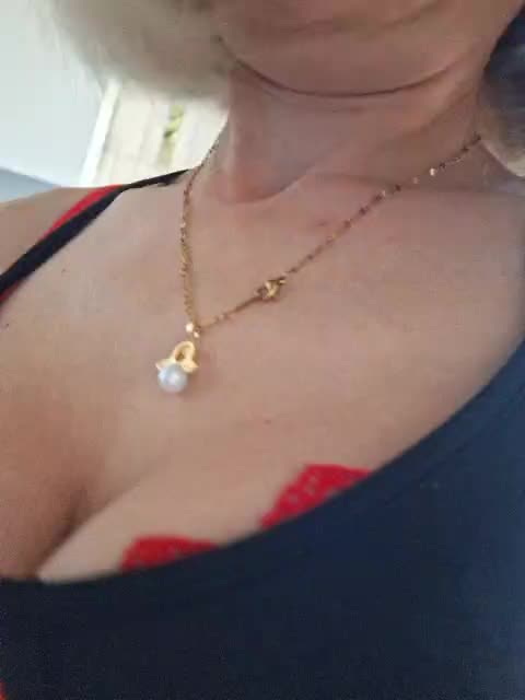 Krisred Live Sex April 4, 2026