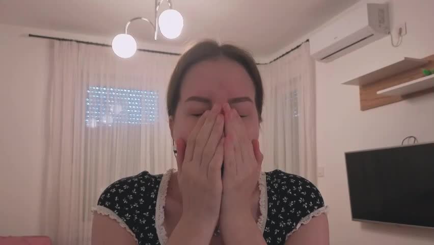 _annieone Live Sex April 5, 2026