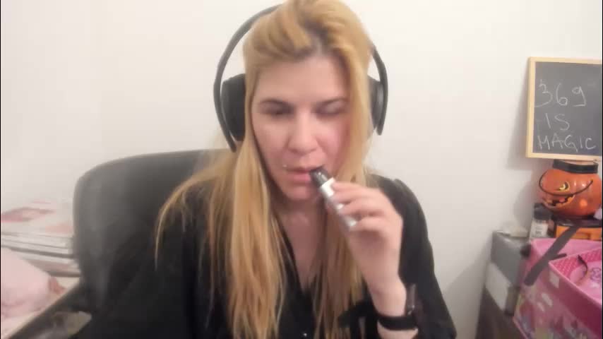 artsyandcraftsy_ Live Sex April 5, 2026