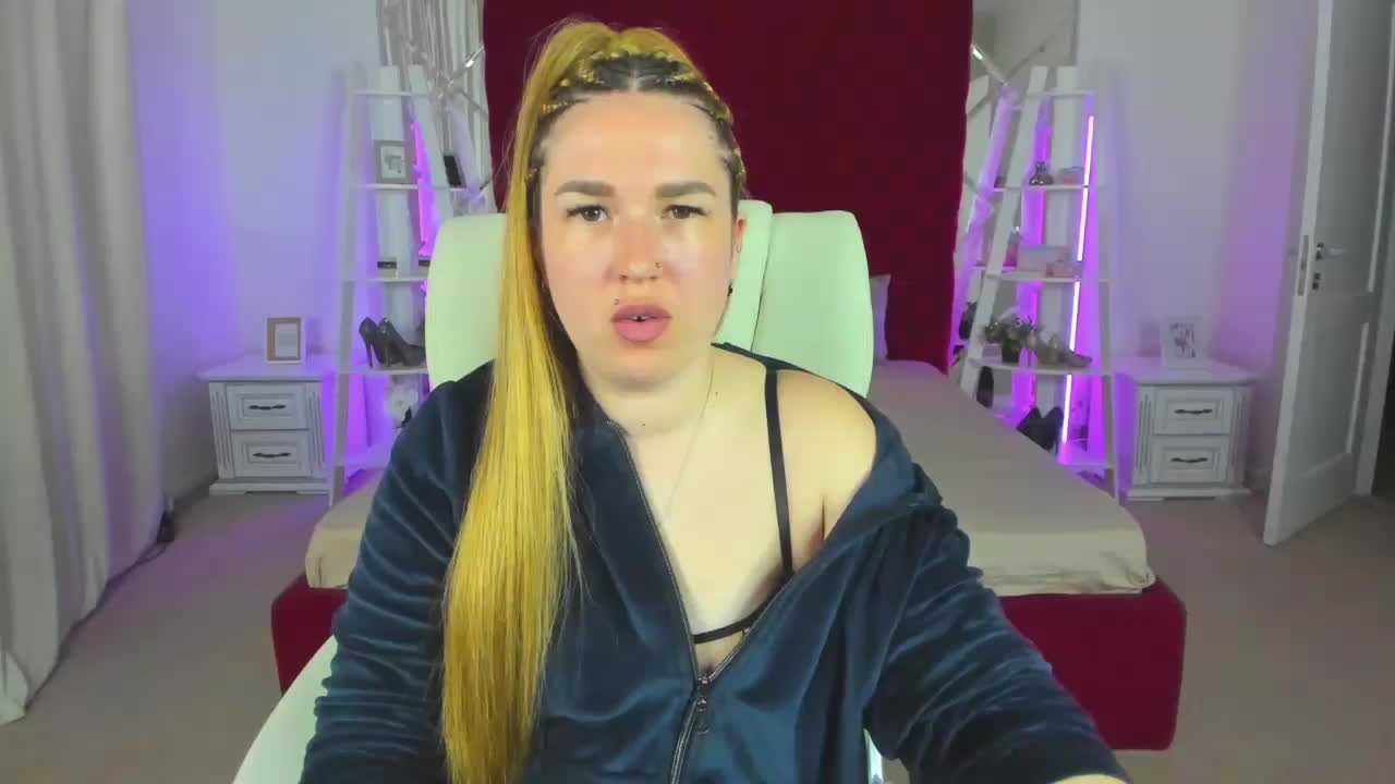 SofiiDarling Live Sex April 5, 2026