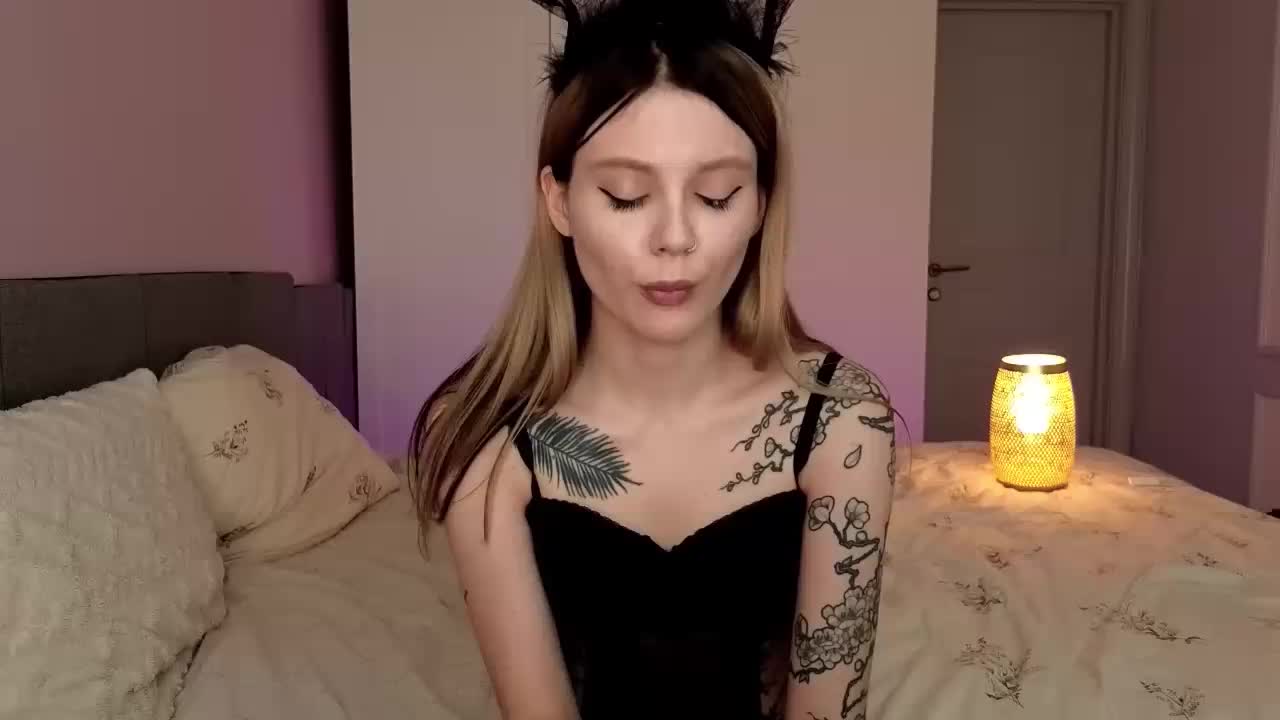Alicee-teasee Live Sex April 5, 2026