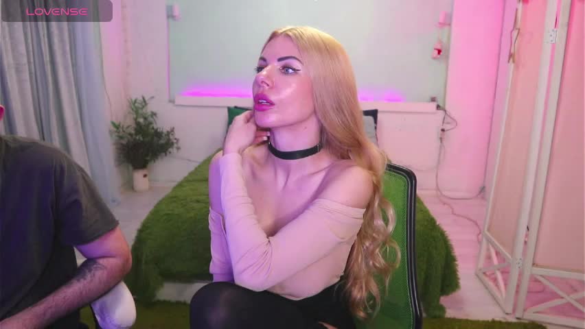 alisaaleks Live Sex April 5, 2026