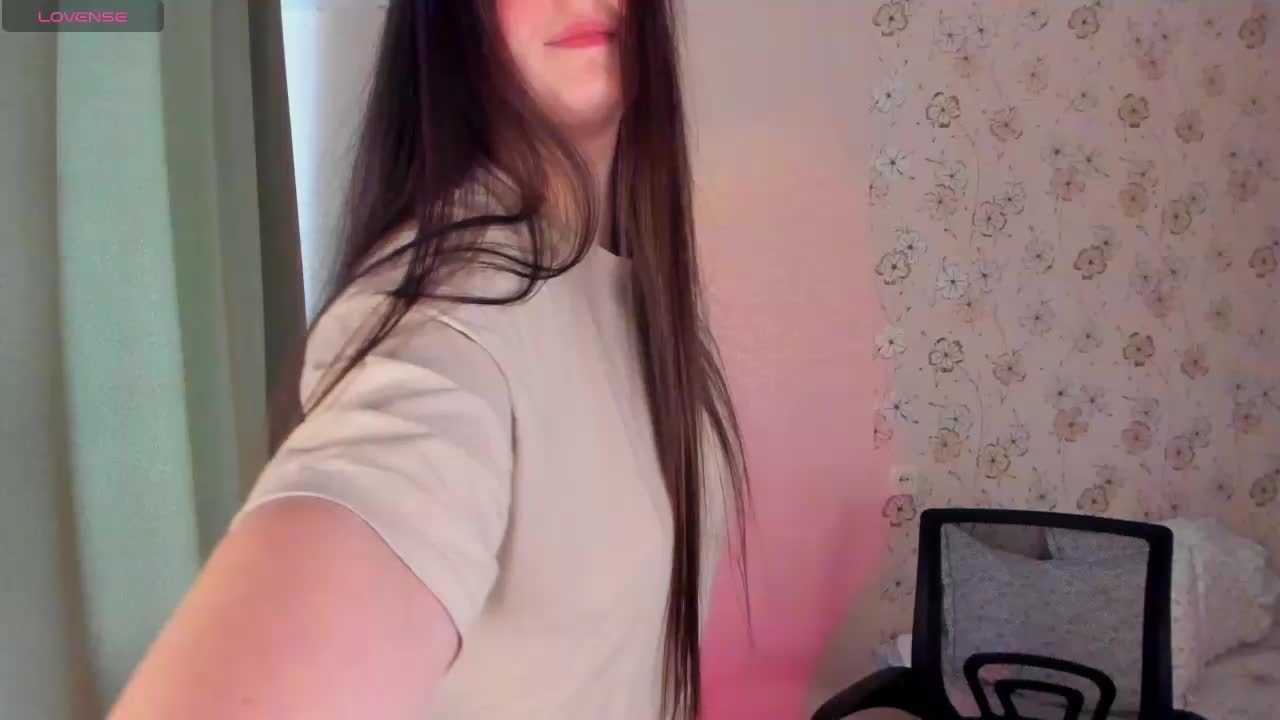 Alicenextdoor Live Sex April 5, 2026