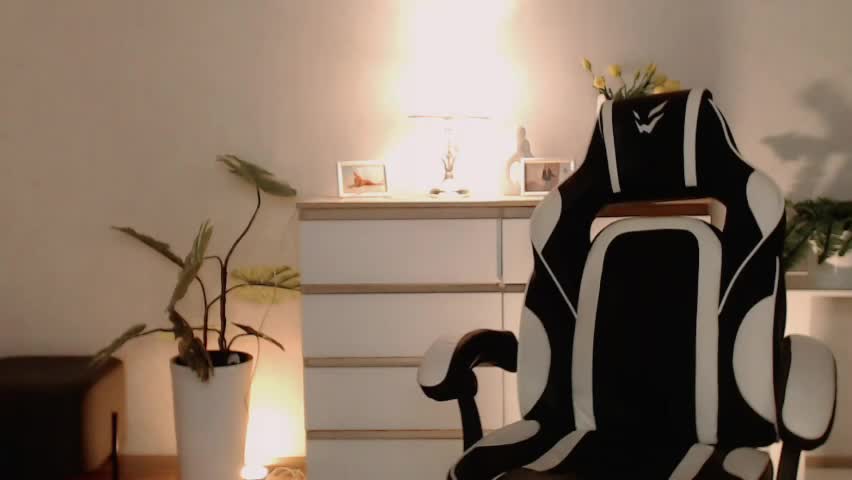 lola_anderson Live Sex April 5, 2026