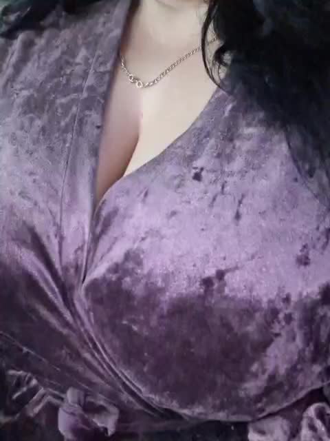 -A-- Live Sex April 5, 2026