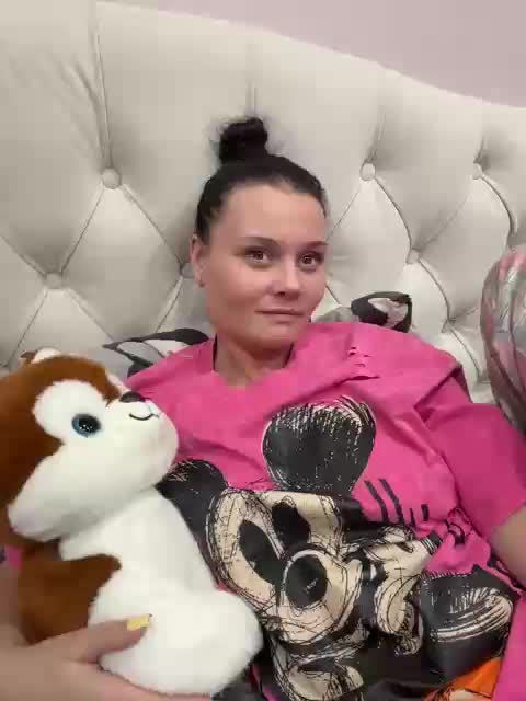 _Milashka_ Live Sex April 5, 2026