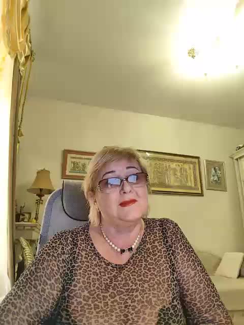 KarinkaSweet Live Sex April 5, 2026