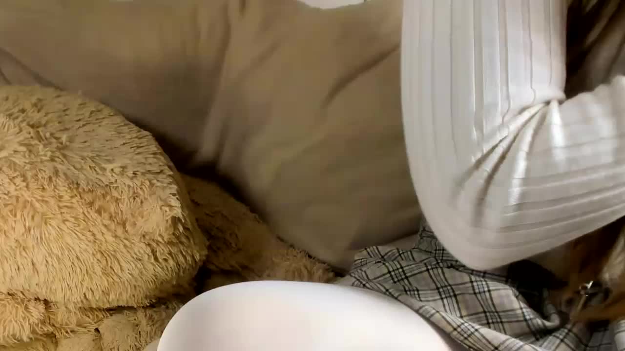 MelMooon Live Sex April 5, 2026
