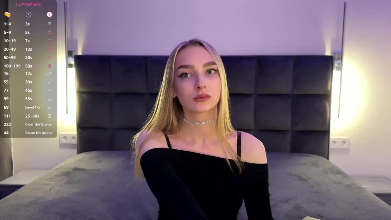 DiamondLily Live Sex April 5, 2026