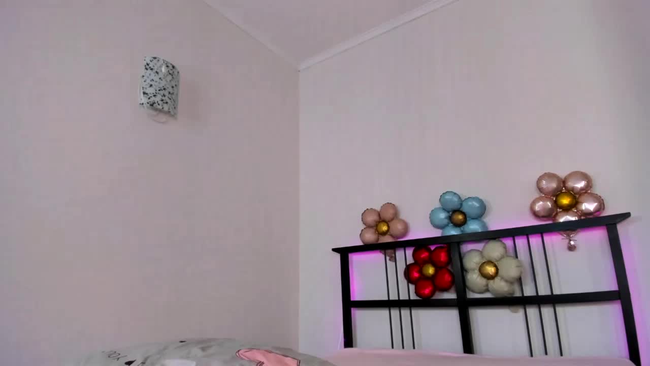 FloraAmbers Live Sex April 5, 2026