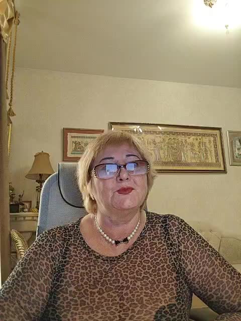 KarinkaSweet Live Sex April 5, 2026