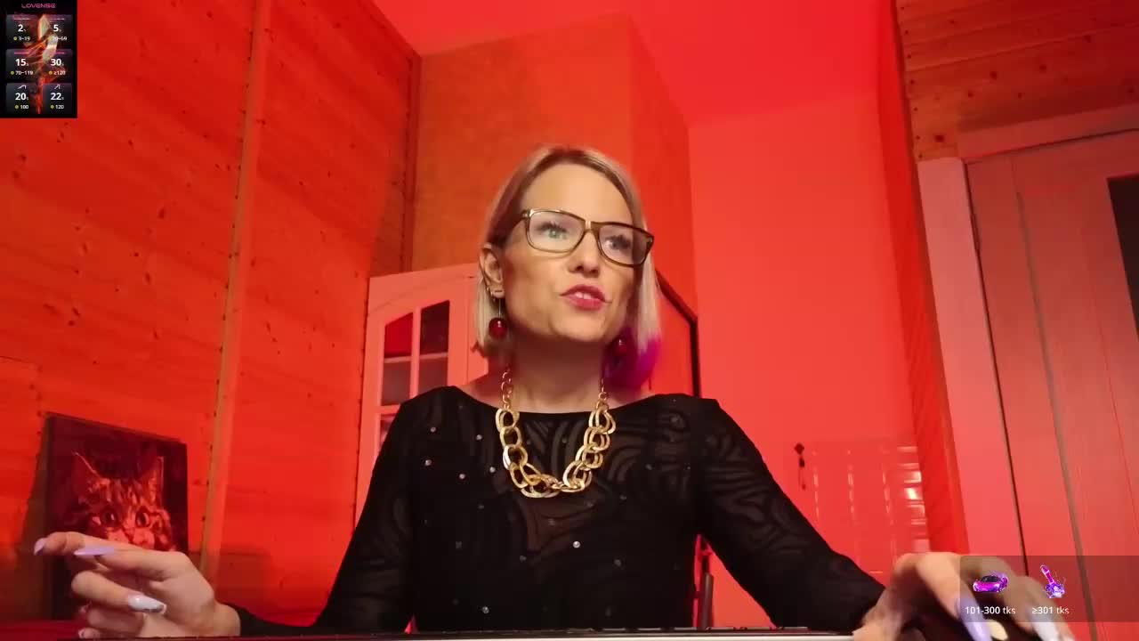 Findom_Lady_Shine Live Sex April 6, 2026
