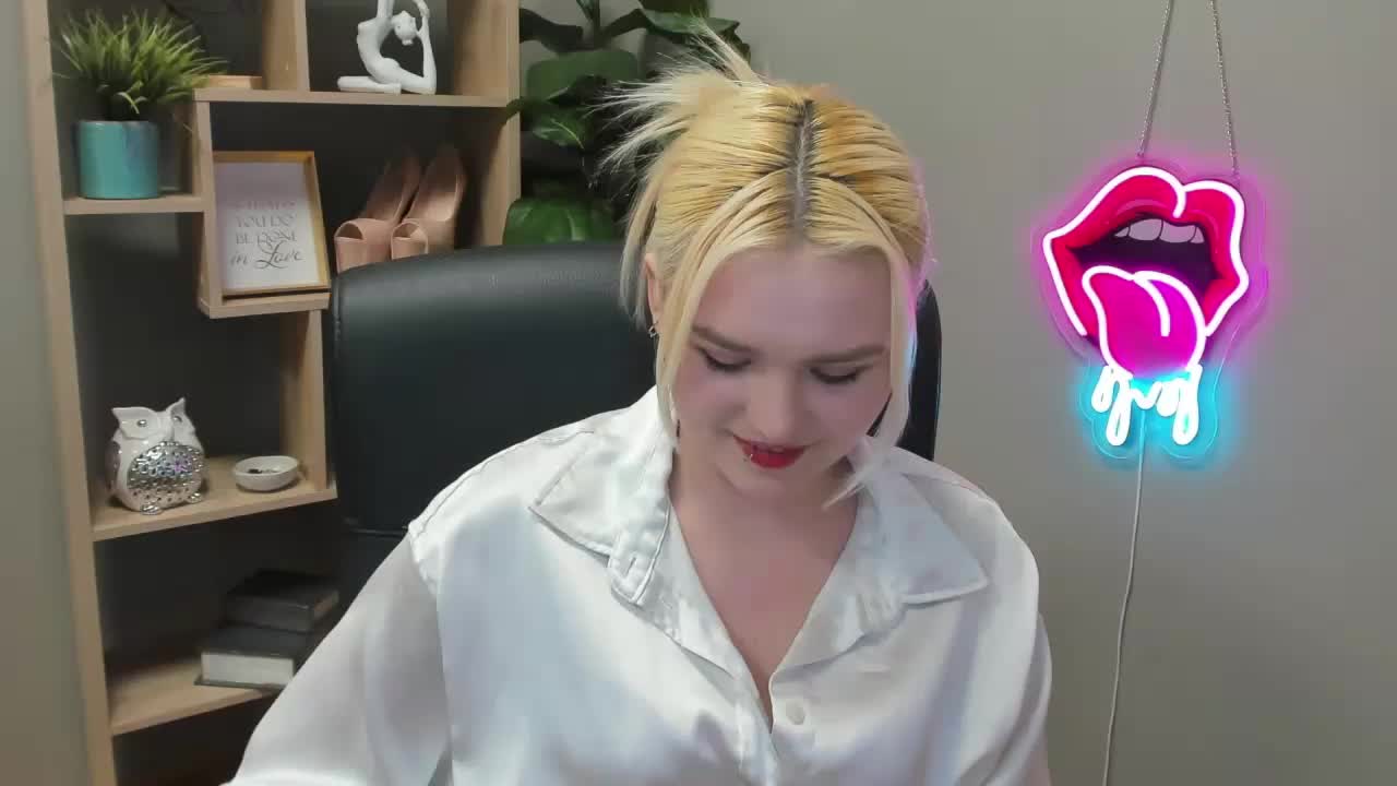 SweetLilyxo Live Sex April 6, 2026