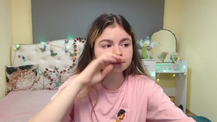 rrtinaredly Live Sex April 6, 2026