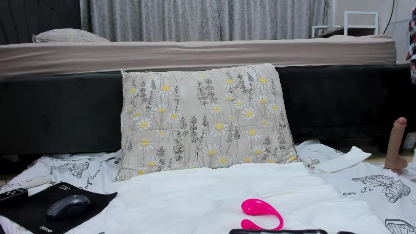 wowsquirt Live Sex April 6, 2026