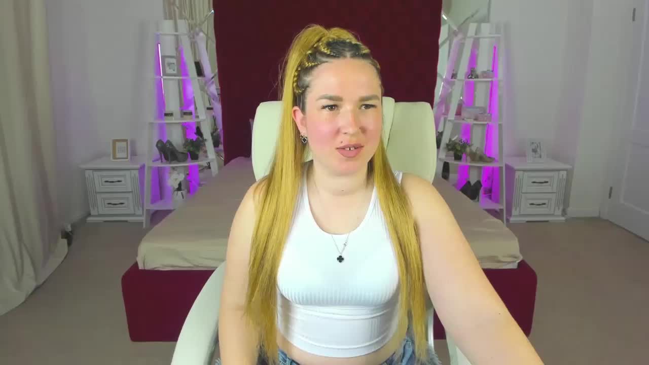SofiiDarling Live Sex April 6, 2026
