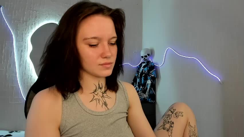 elastikiss Live Sex April 6, 2026
