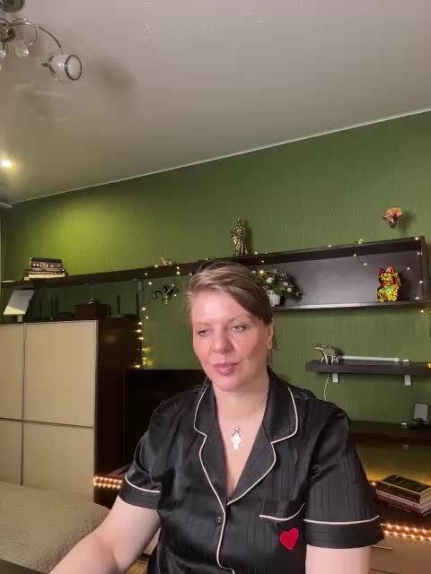 Veronika_Gold Live Sex April 6, 2026