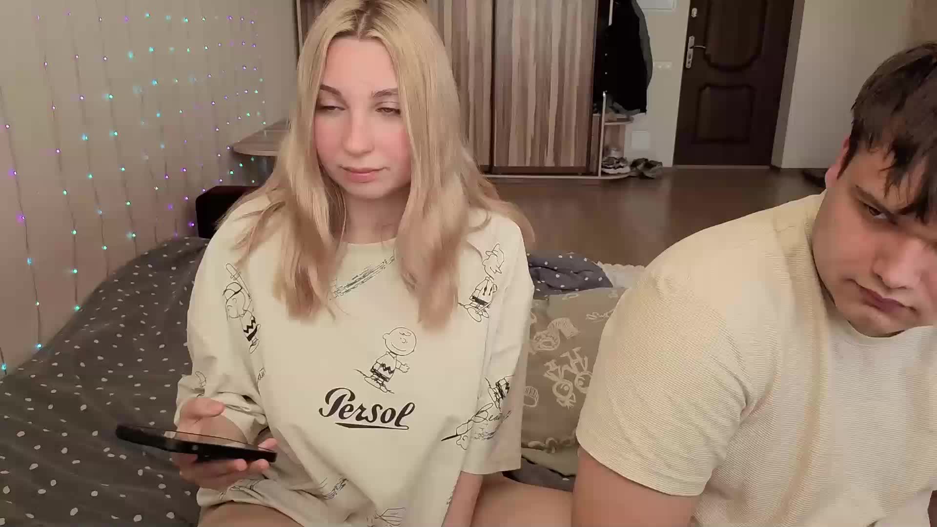 llolilove Live Sex April 6, 2026