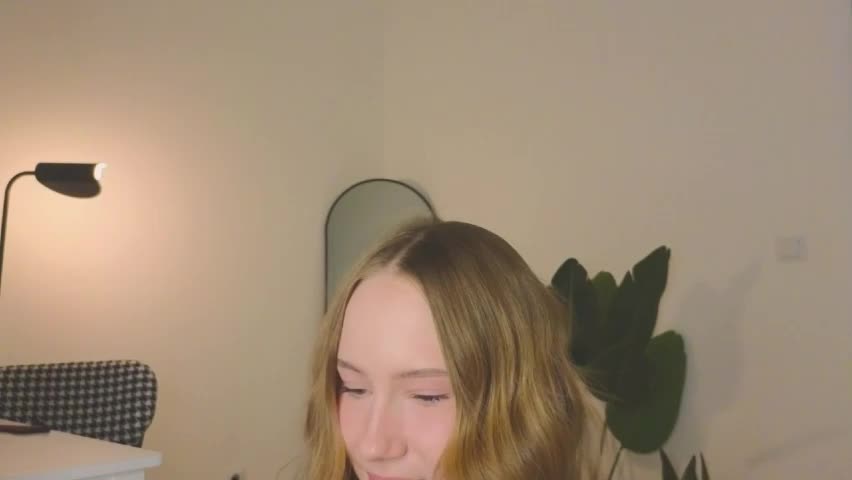 cuute_angell Live Sex April 6, 2026
