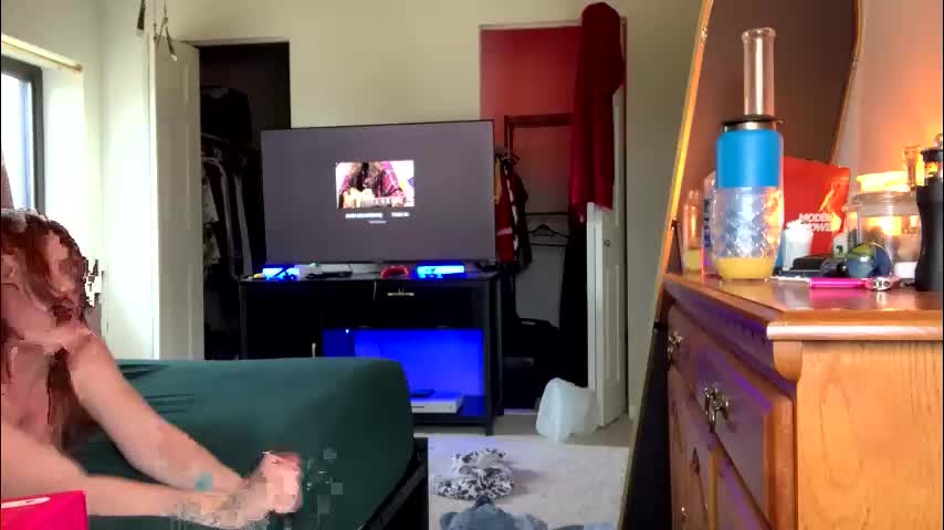 intothewoodswego Live Sex April 6, 2026