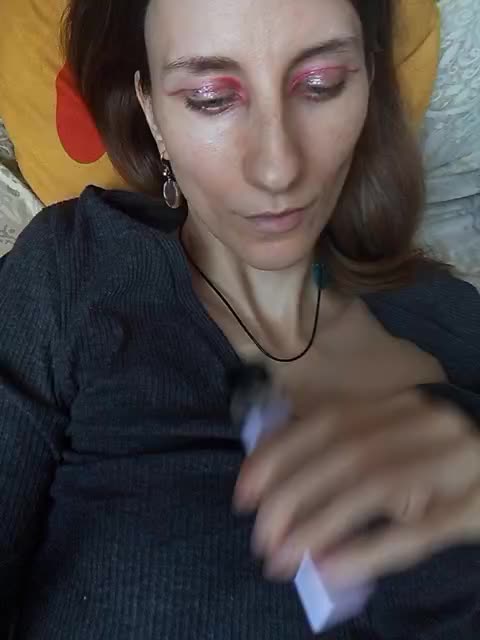 Kitty2044 Live Sex April 6, 2026