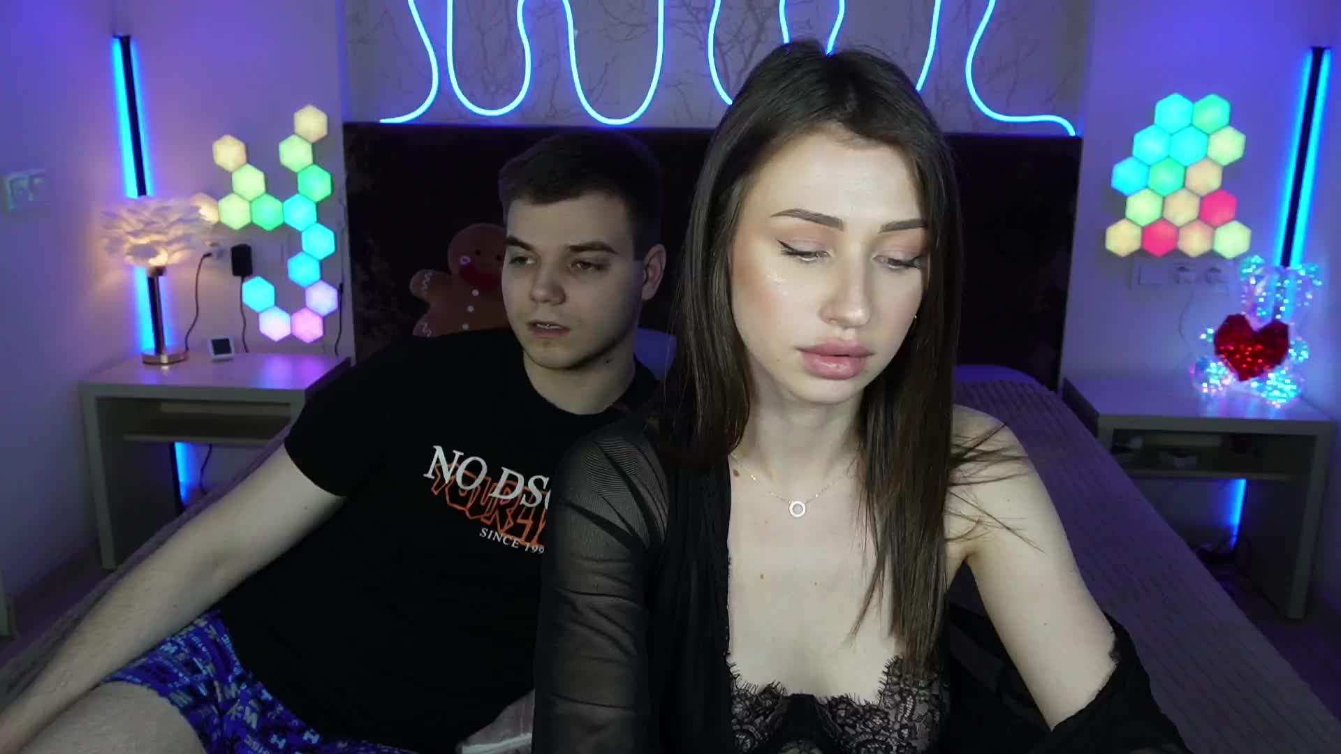 VikkiAndGeorge Live Sex April 6, 2026