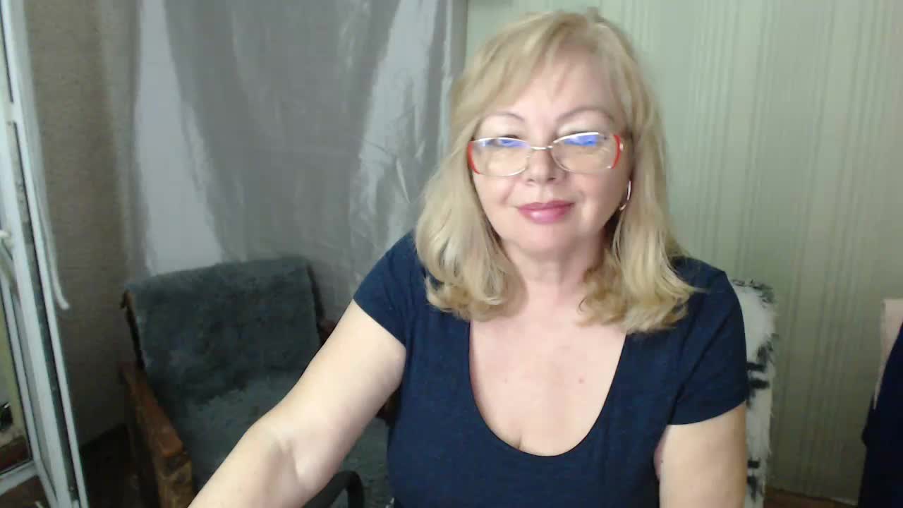 EvelynLoveShy Live Sex April 6, 2026