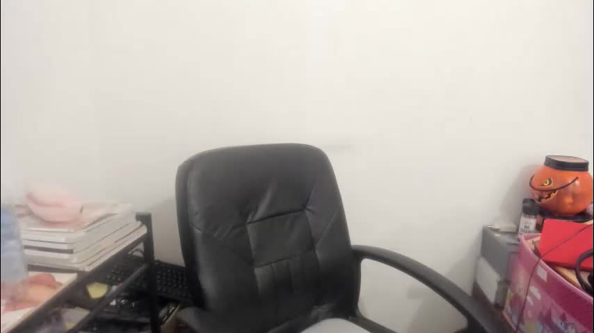 artsyandcraftsy_ Live Sex April 6, 2026
